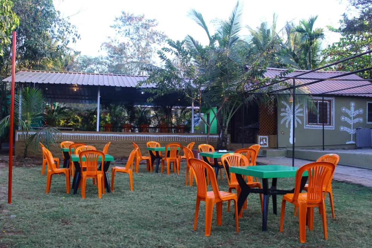 浦那 Nisarg Shrushti Farmhouse酒店 外观 照片